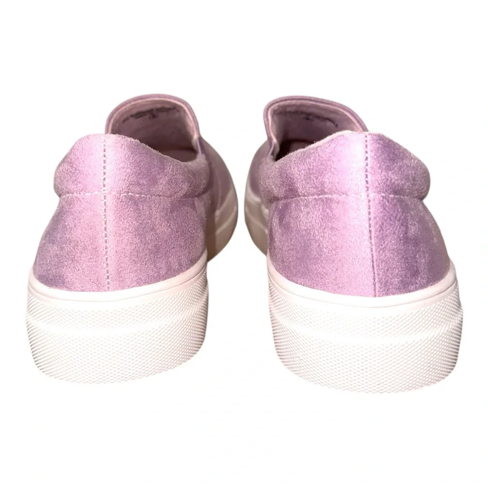 SODA Faux Suede Lavender Platform‎ Slip-On Sneakers Women's Size 9